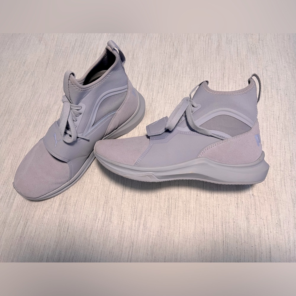 Used Women’s Puma Ignite tenis shoes size 8.5